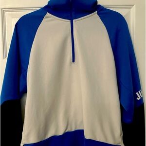 Women’s Nike sweatshirt